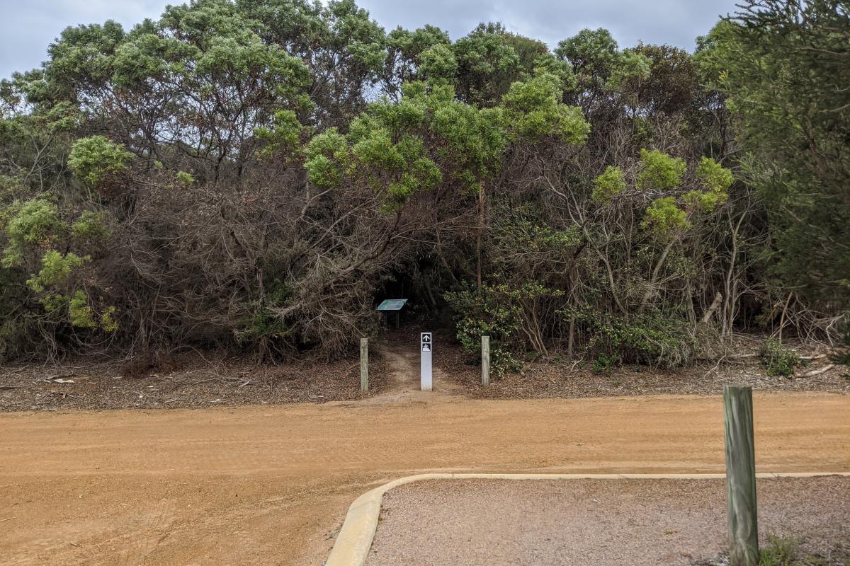 Access to the Stokes Heritage Trail from the Stokes Inlet day use area Access to the Stokes Heritage Trail from the Stokes Inlet day use area, as viewed from the gravel carpark.