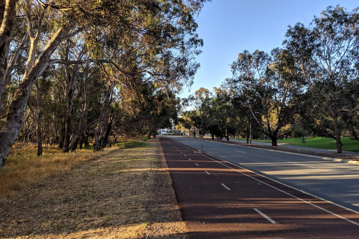 Dual use path alongside Jon Sanders Drive Dual use path alongside Jon Sanders Drive