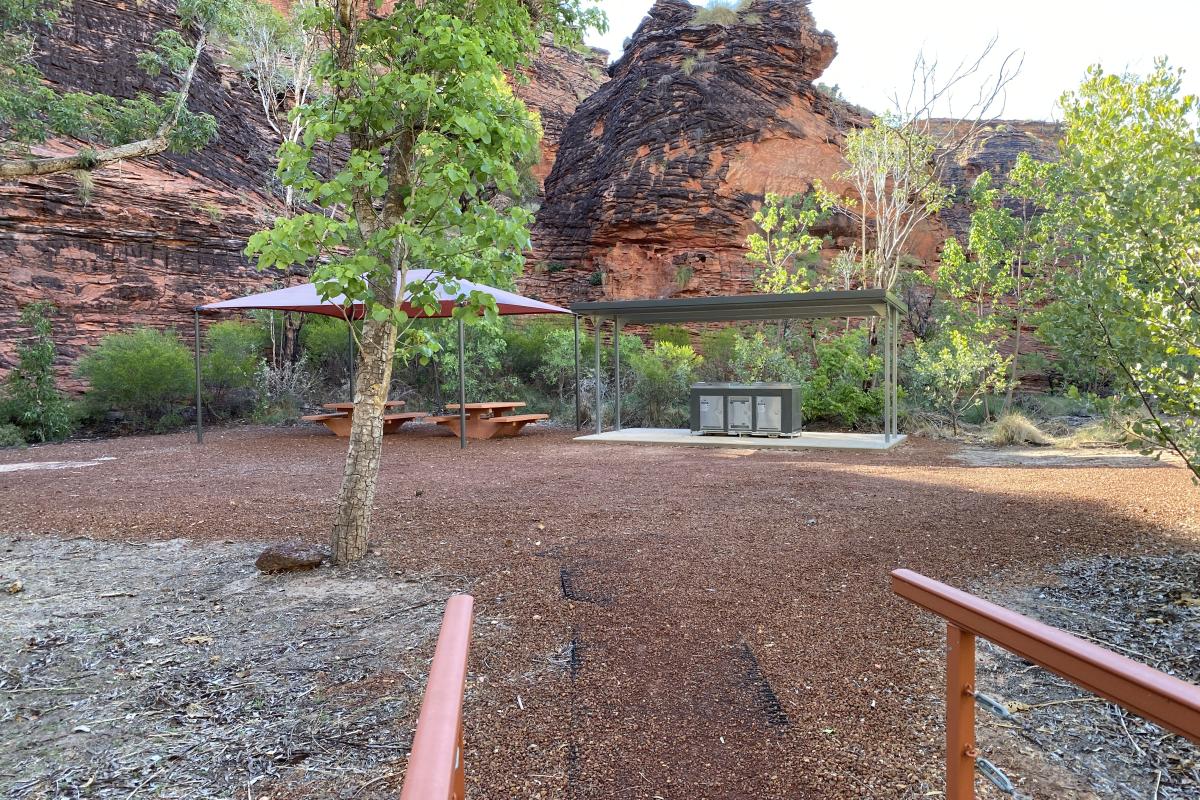 Mirima BBQ and picnic area shelters with picnic tables and bbq's