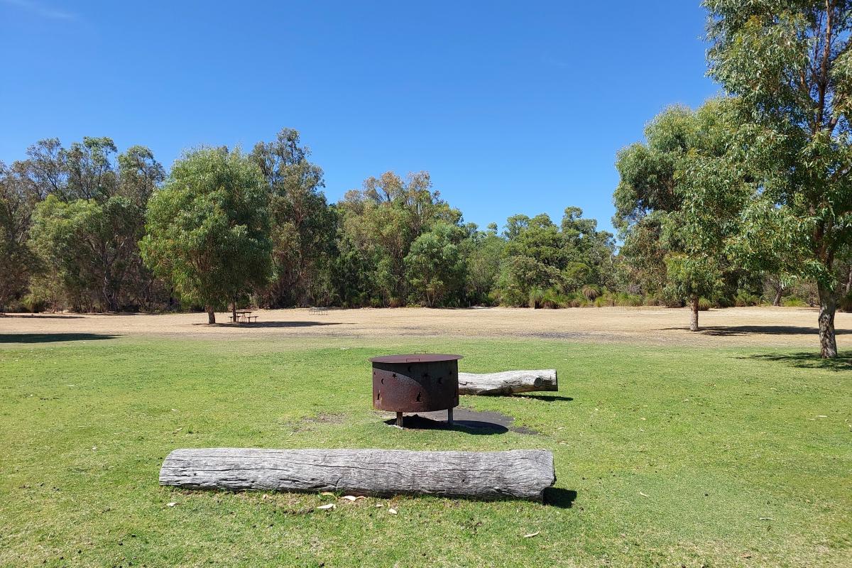 Henry White Oval Campground