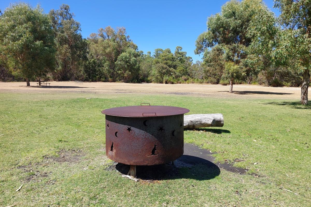 Henry White Oval Campground